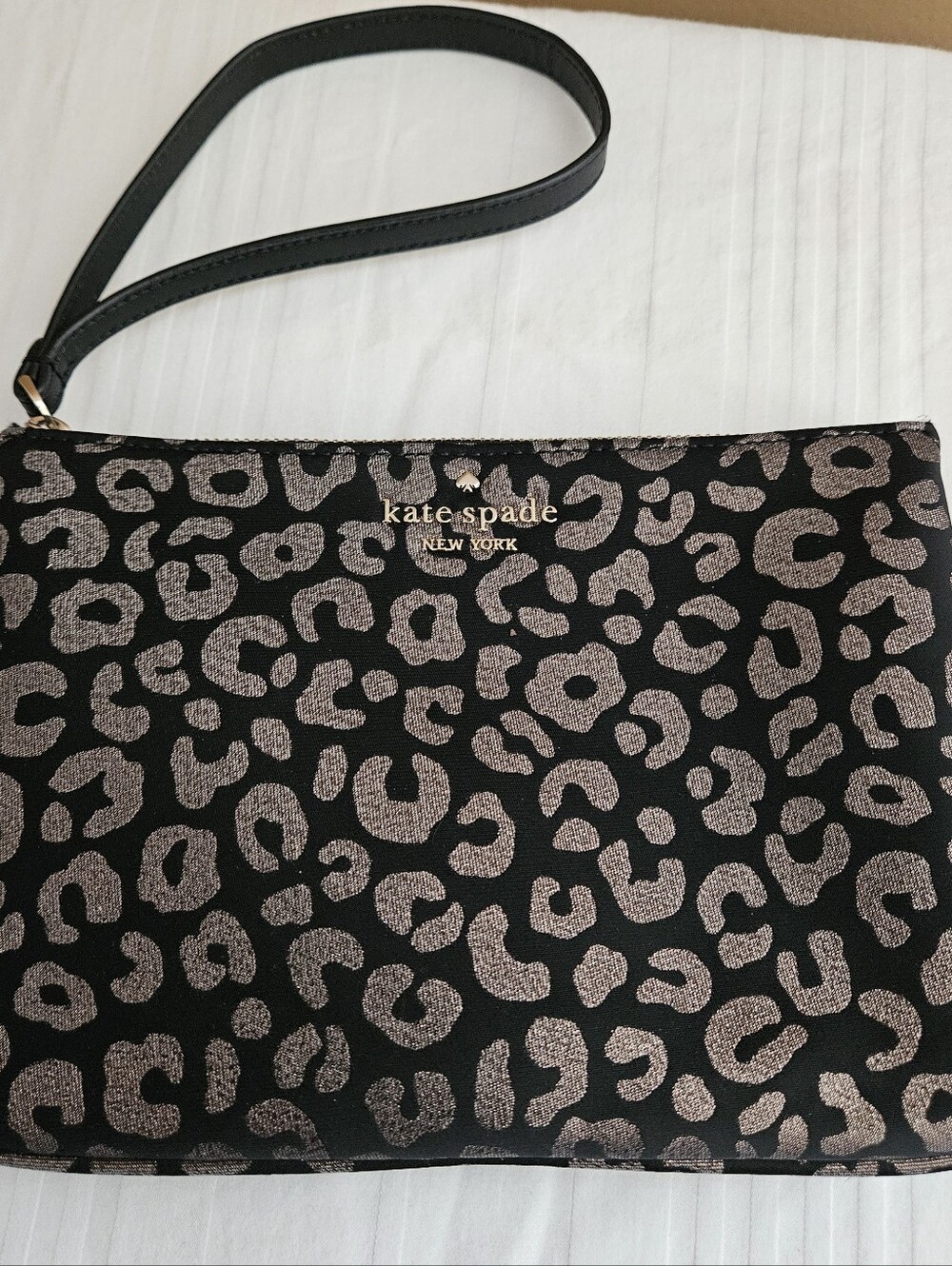 Kate Spade Chelsea Medium Wristlet Leopard Print